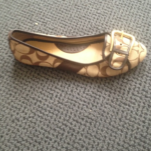 Coach flats REDUCED
