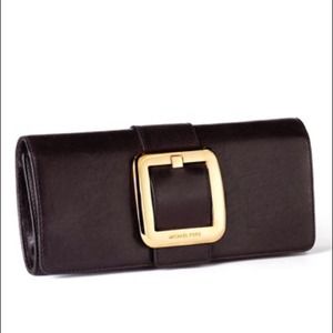 Michael Kors Sutton Clutch, Black Patent leather