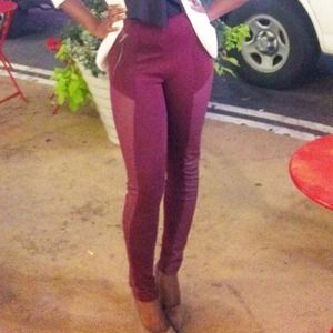 Burgundy pleather panel legging/pant