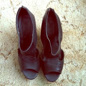 ❌Reduced price on heels