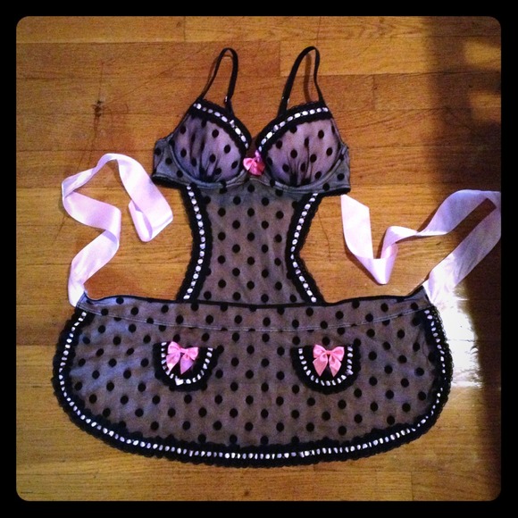 TRADE for @Ygjergja  Victoria Secret Apron