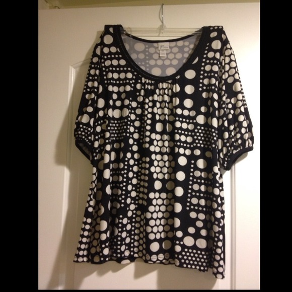Polka dot Dressy Top