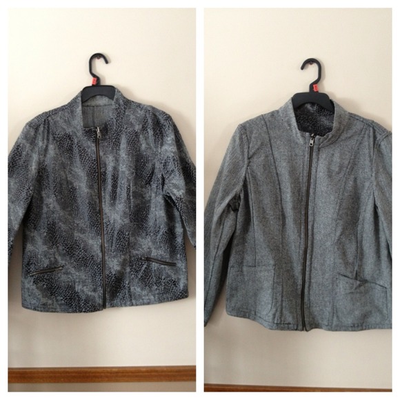 Reversible jacket. 2 in 1!  Dressy & classy - Picture 1 of 3