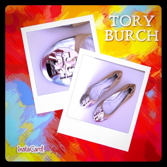 Tory Burch Flats Beige and Silver