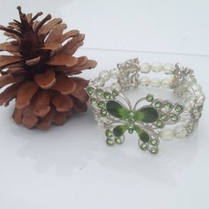 Romantic EmeraldButterfly Fantasy CrystalBracelet