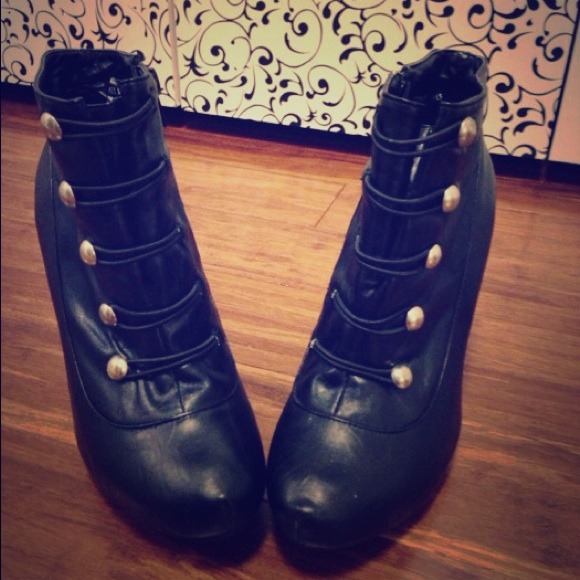 High heel black booties w/ gold buttons