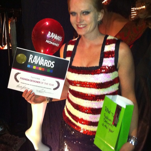 Meet the seller on instagram @beunyk - Picture 2 of 7