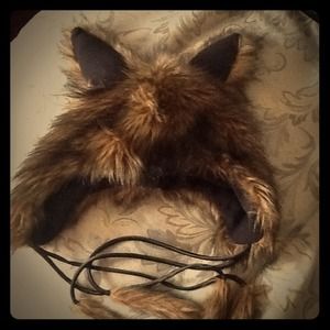HOT TOPIC wolf hat! Used once!