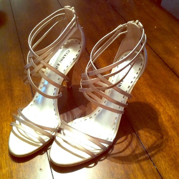 9.5 Gianni Bini Champagne colored strappy heels