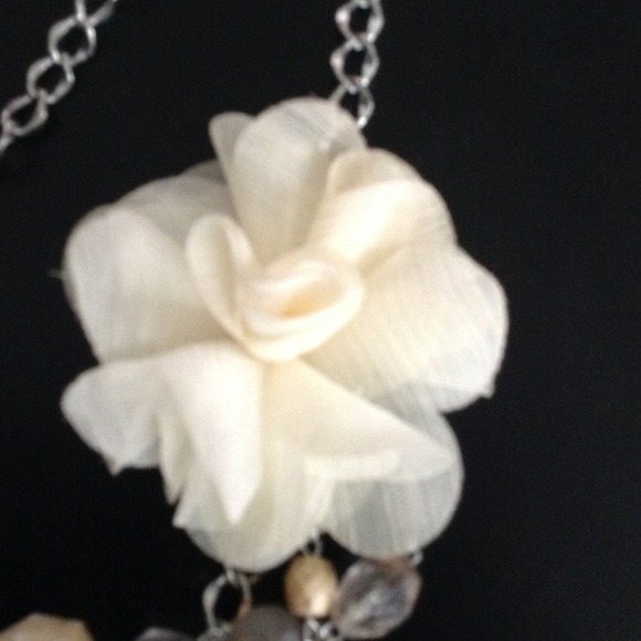 Necklace - Picture 2 of 2