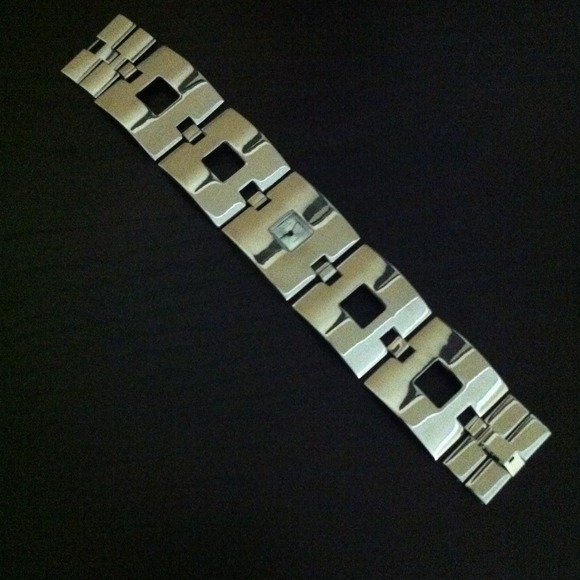 Alfred Sung watch