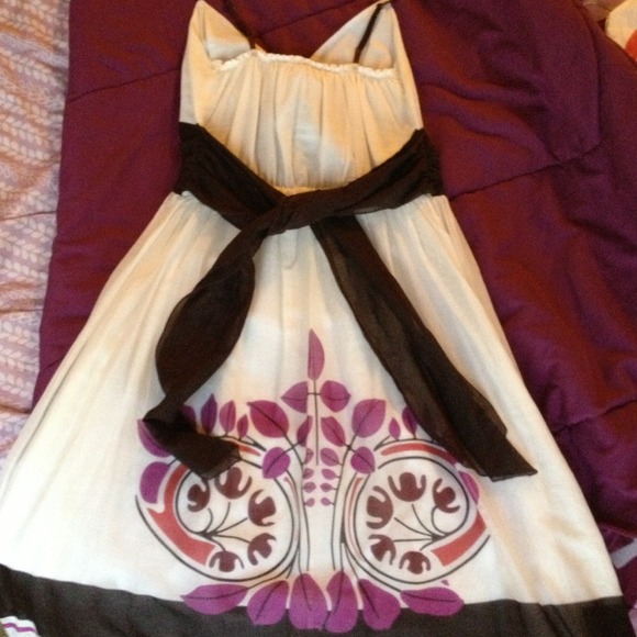 ๐ปREDUCED๐ปStudio M Dress - Picture 2 of 4