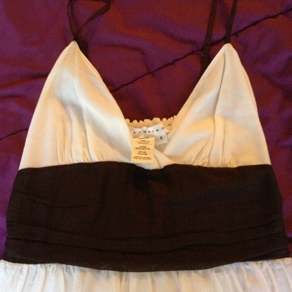 ๐ปREDUCED๐ปStudio M Dress - Picture 3 of 4