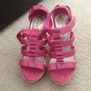 Pink wedges 🚫SOLD🚫