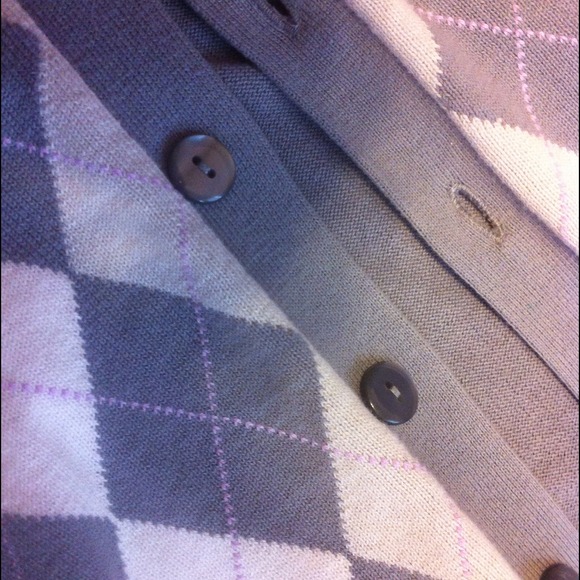 -Traded - Picture 3 of 3