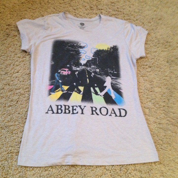 Beatles Abbey Road collectible shirt XL
