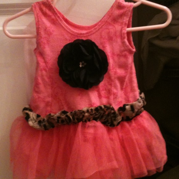 Reserved bundle w brown dress