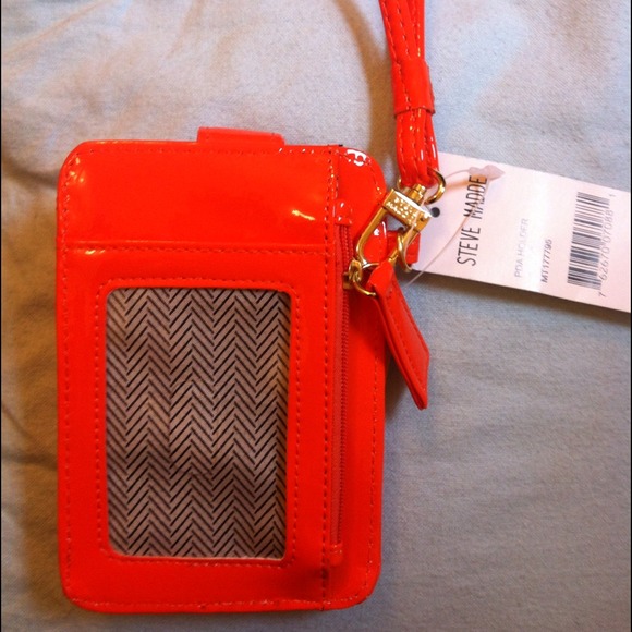 🚫SOLD🚫 NWT Steve Madden Orange phone holder - Picture 3 of 4
