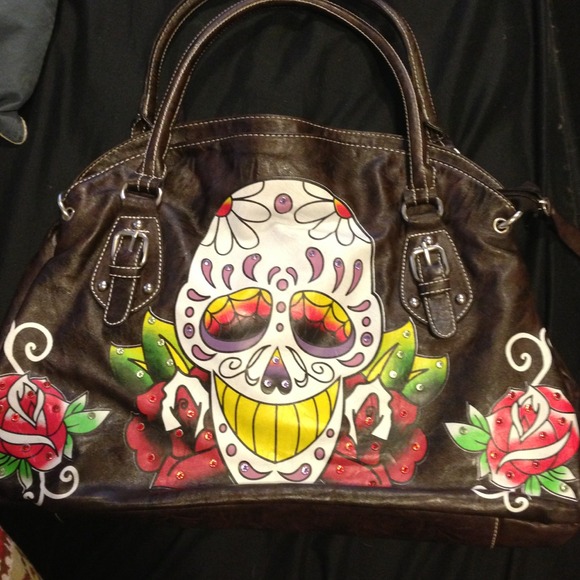 Skull and rose brown leather shoulder bag 💀🌹