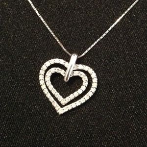 14K White Gold Diamond Heart Pendant✨REDUCED PRICE