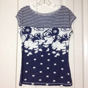 Old navy print shirt