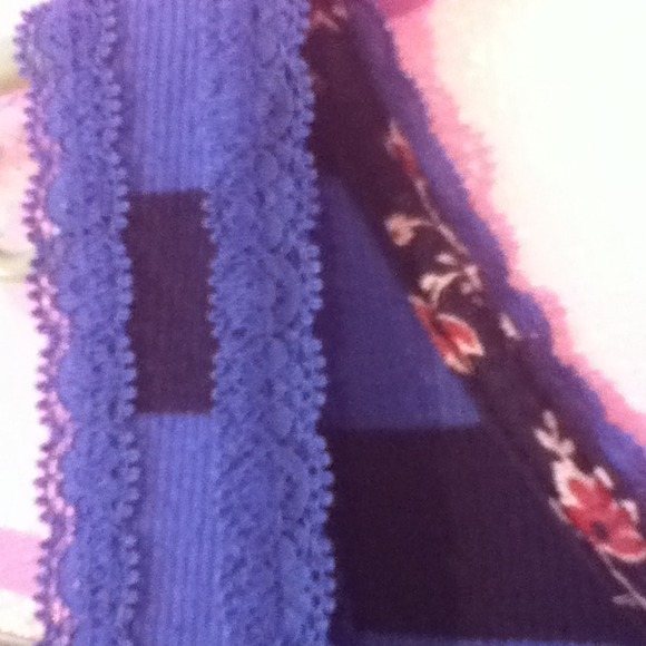 BUNDLED~ Aeropostale Tank Top - Picture 3 of 3