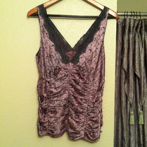 ❌❌traded❌❌Scalloped bottom silk cami💗