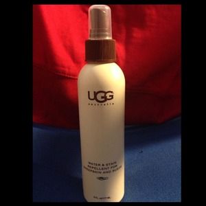 Ugg water & stain repellent for sheepskin and