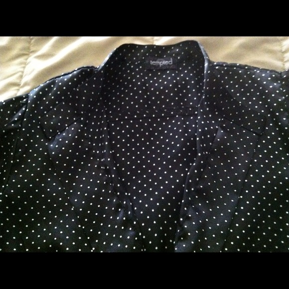 Polka dot b&w blouse - Picture 2 of 3
