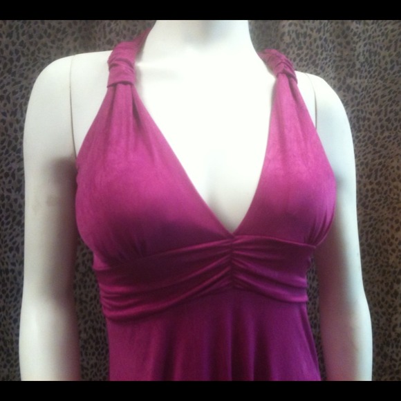All sold!! Great fuchsia dress - Picture 3 of 4