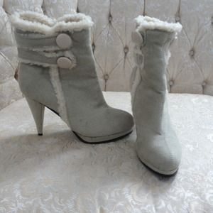 Bebe boots
