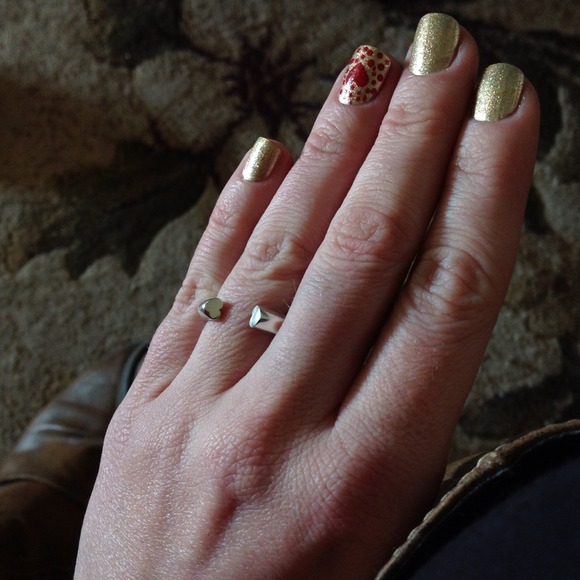 ❌SOLD❌Authentic T & Co. Paloma Picasso heart ring - Picture 3 of 4