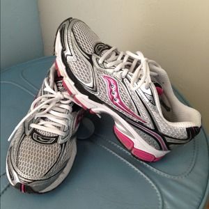Bundle! Running shoes and purse!