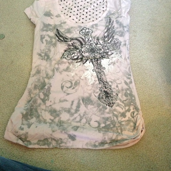 Sold! Sparkly pink cross shirt - Picture 2 of 4