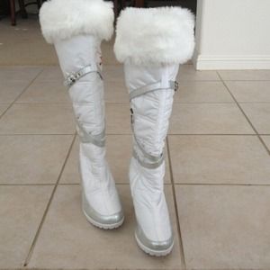 Bebe sport. Winter white metallic fur boots.