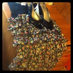 One Clothing Dress M & Fioni 2" heels 7 1/2