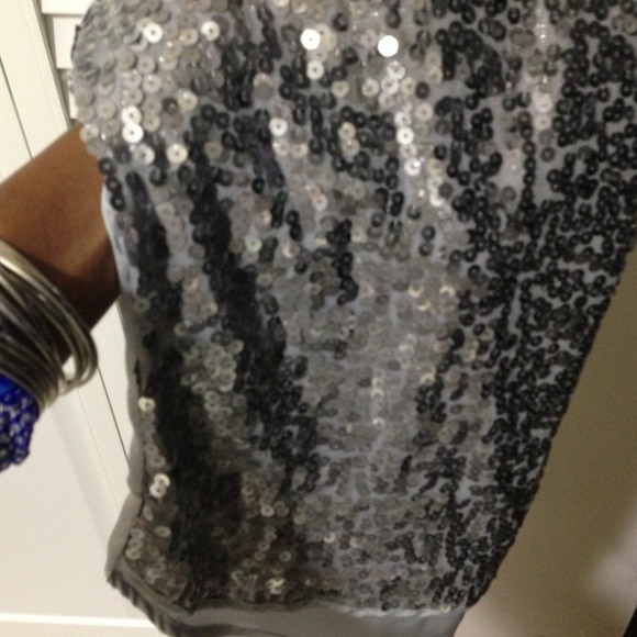 💖Fashion Top.Never worn.New💖 - Picture 3 of 4