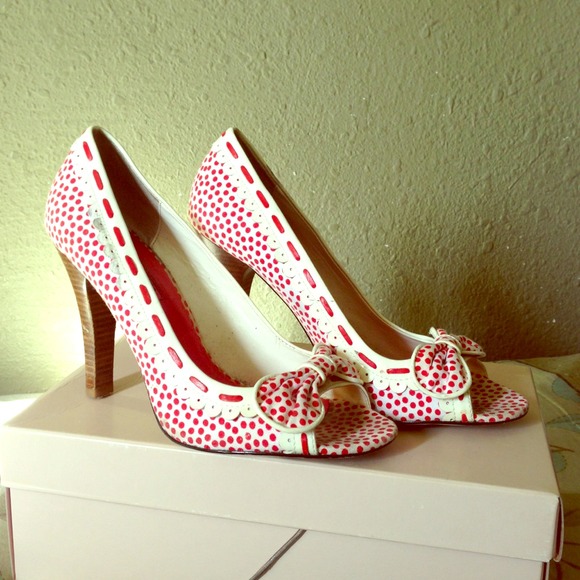 ❗REDUCED❗Betseyville by Betsey Johnson heels