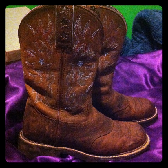 Ariat Cowgirl Boots, dress, bracelet