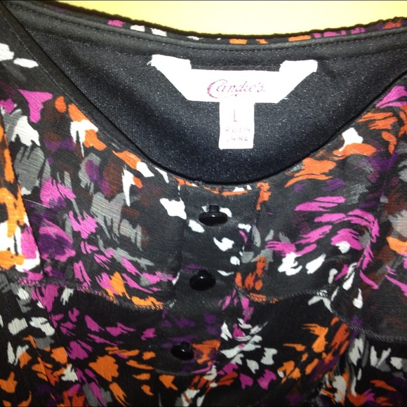 🔴REDUCED🔴🌺 Cute flowery tank top 🌺 - Picture 3 of 3