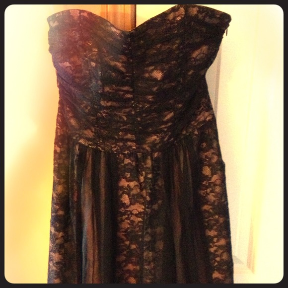 Nanette Lepore Sweetheart Lace Strapless Dress