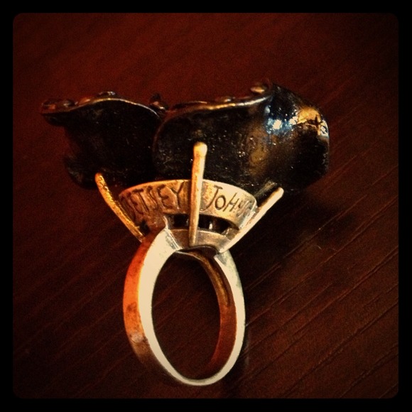 Betsey Johnson Marquisette Heart Ring