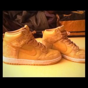 Nike Dunks!