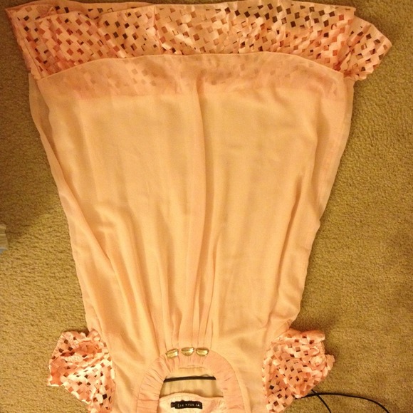 Dress - Picture 3 of 4