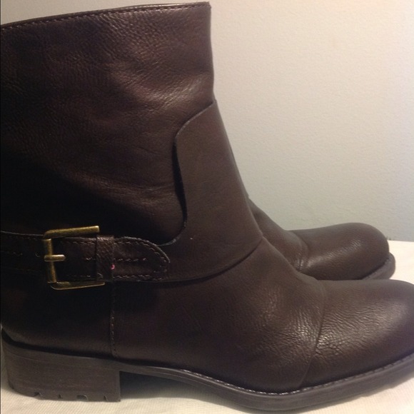 Boots - Picture 2 of 3