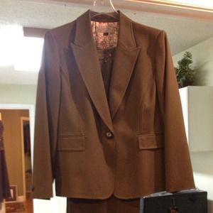 Tahari Pant Suit with Blazer.