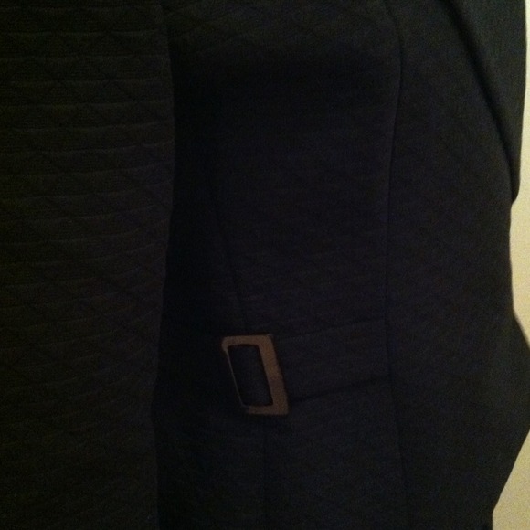 Blazer - Picture 2 of 3