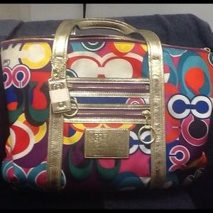 ❌❌SOLD ❌❌Authentic Coach Poppy bag