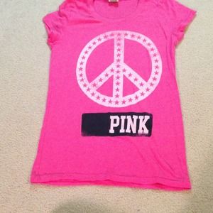 SOLD IN BUNDLE Peace sign tee shirt