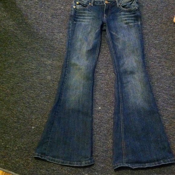 •Ultra Love Jeans•